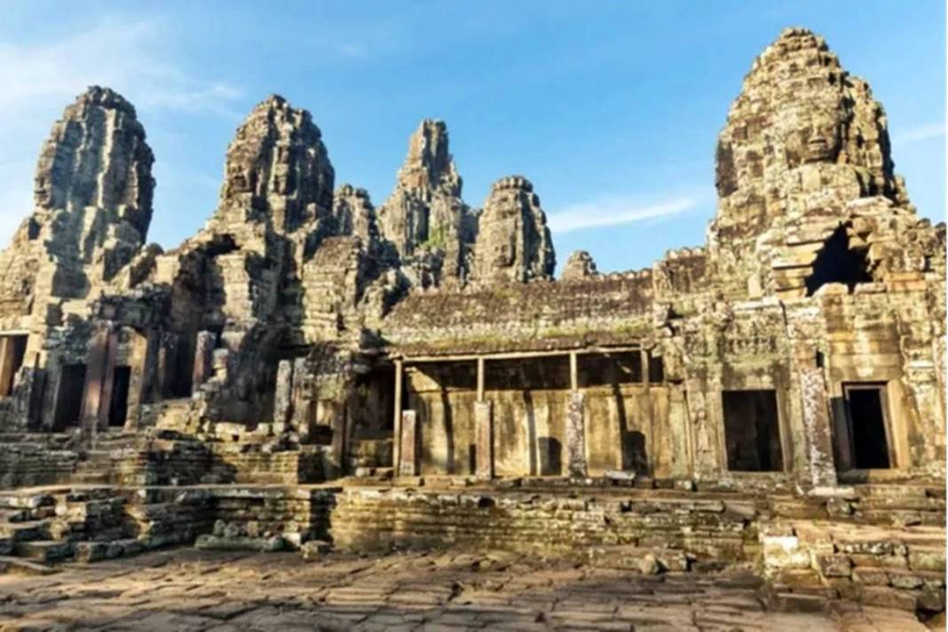 Arkeologlar bile şaştı kaldı: Şaşırtıcı derecede iyi durumdalar! Koruma altındaki kum taşı heykellerinin yenileri bulundu 8